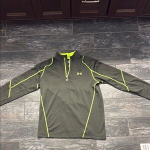 Cold Gear Under Armour Olive Green and Neon Green Pullover